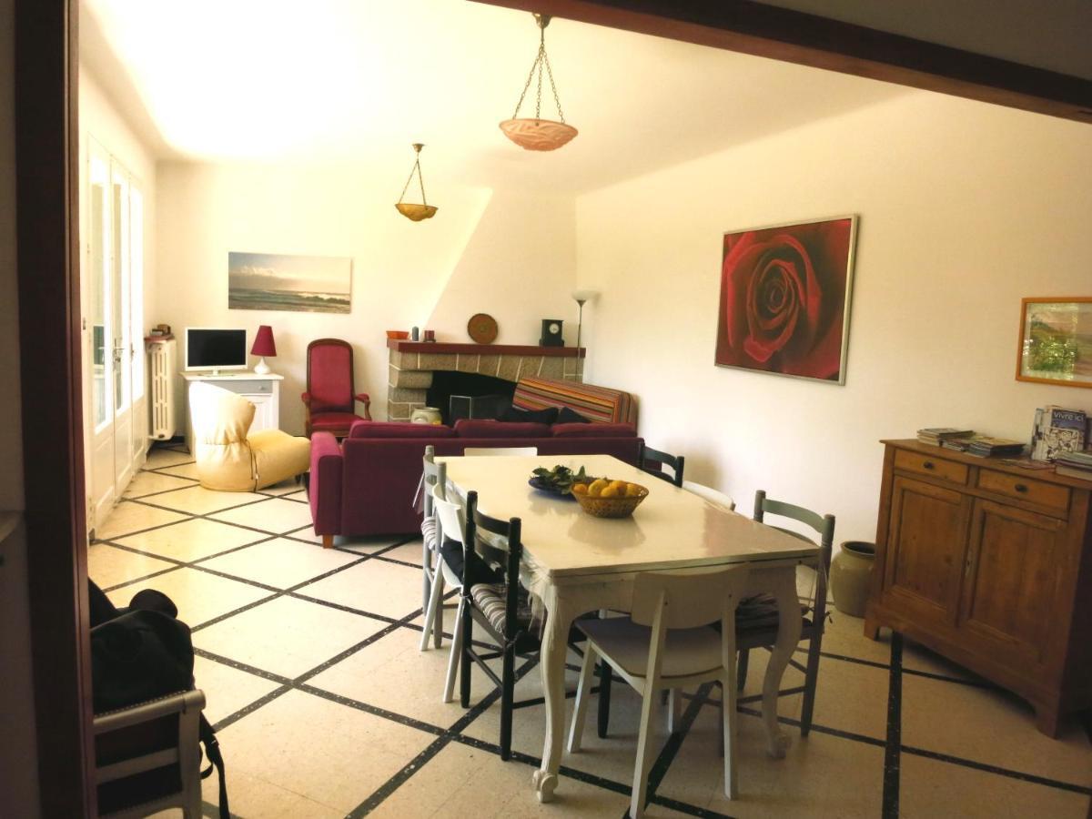 Maison Lumineuse Et Spacieuse Avec Jardin Arbore La Valette-du-Var Buitenkant foto